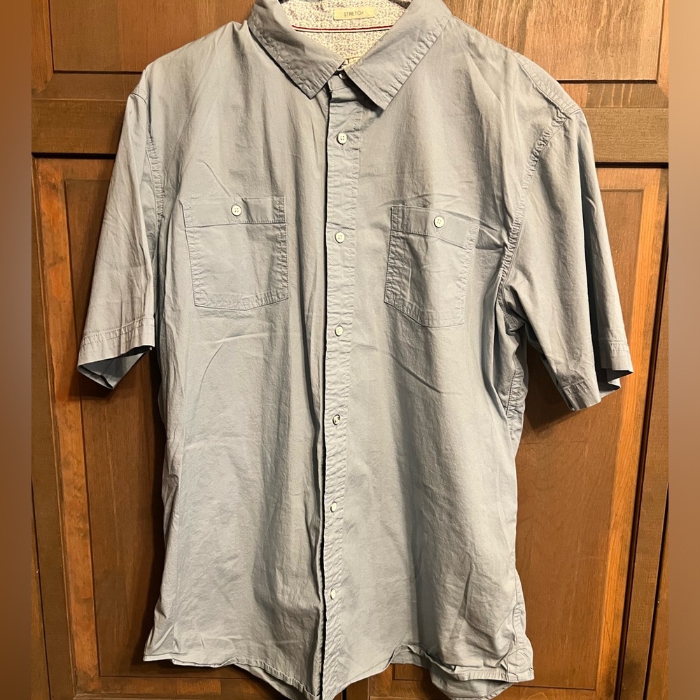Men’s Colours by Alexander Julian button down, short sleeve shirt